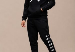 Conjunto Deportivo Urbano Total Black J